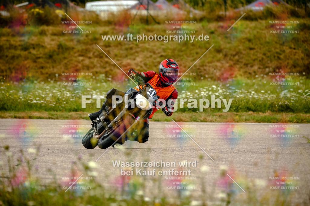 Chambley Juli-0959 | Hier findet Ihr Bilder von Touristenfahrten auf der Nürburgring Nordschleife oder von anderen Veranstaltungen die ich besucht habe. Viel Spass beim Durch Schauen 