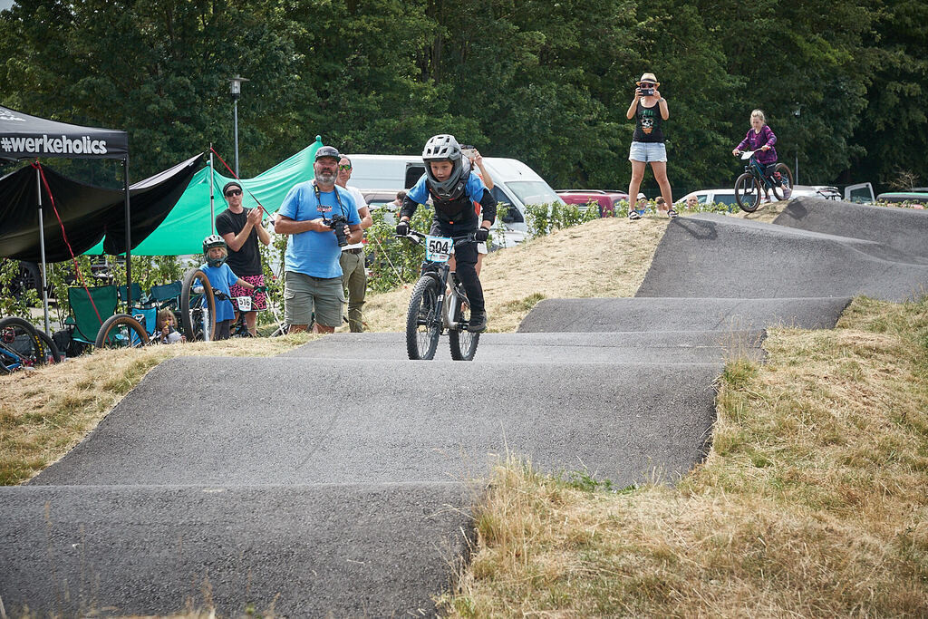 202506251-06 PM25 83@sebastiankopp | German Pumptrack Series - Realisiert mit Pictrs.com