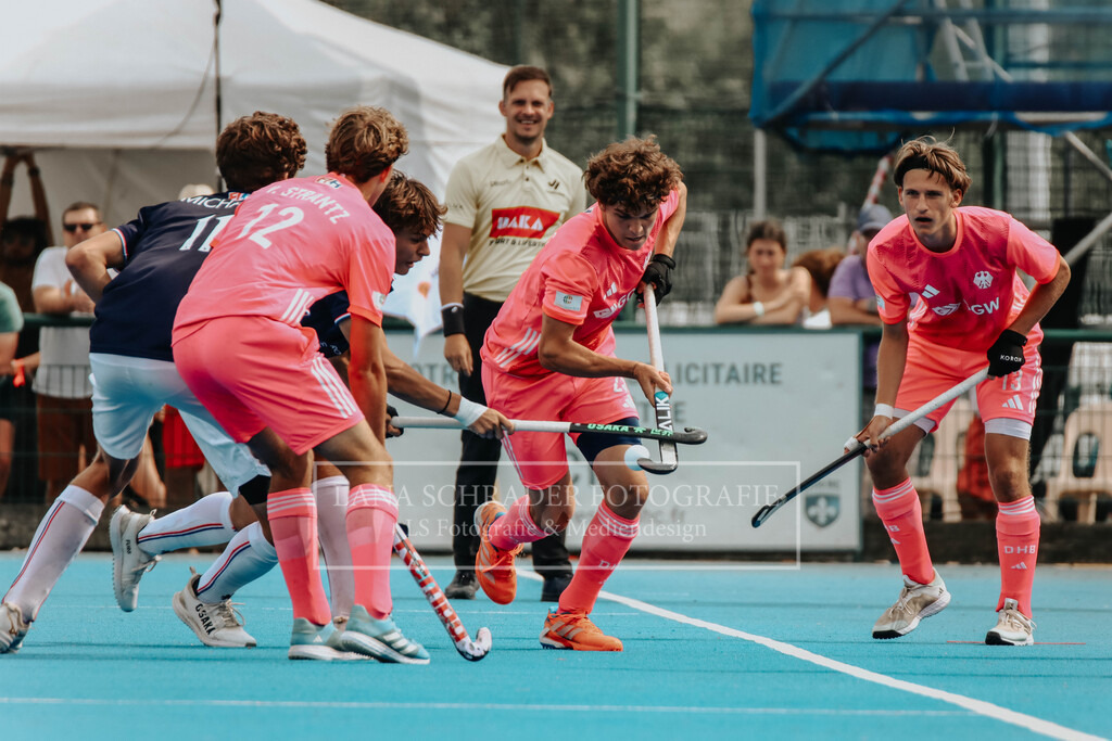 EM_MU18_F_GER-FRA_Lille_bearbeitet (66 von 433) | lanaschraderfotografie - Realisiert mit Pictrs.com