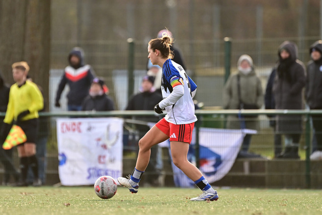 Fußball I Frauen I Saison 2025-2026 I Regionalliga Nord I 11. Spieltag I Hamburger SV U20 - Holstein Kiel I 28759 | Der Sportfotograf. - Realisiert mit Pictrs.com