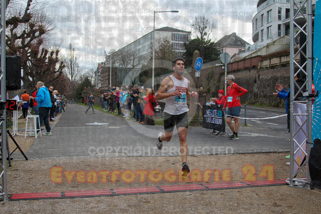 221231_1145_EV4_7552 | Sportfotografie im Rhein-Sieg Kreis, Köln, Bonn, NRW, Rheinland Pfalz, Hessen, etc. Unser Tätigkeitsfeld umfasst den Laufsport vom Volkslauf über den Marathon, Duathlon, Triathon bis zum Ultralauf wie Kölnpfad Ultra oder Schindertrail.