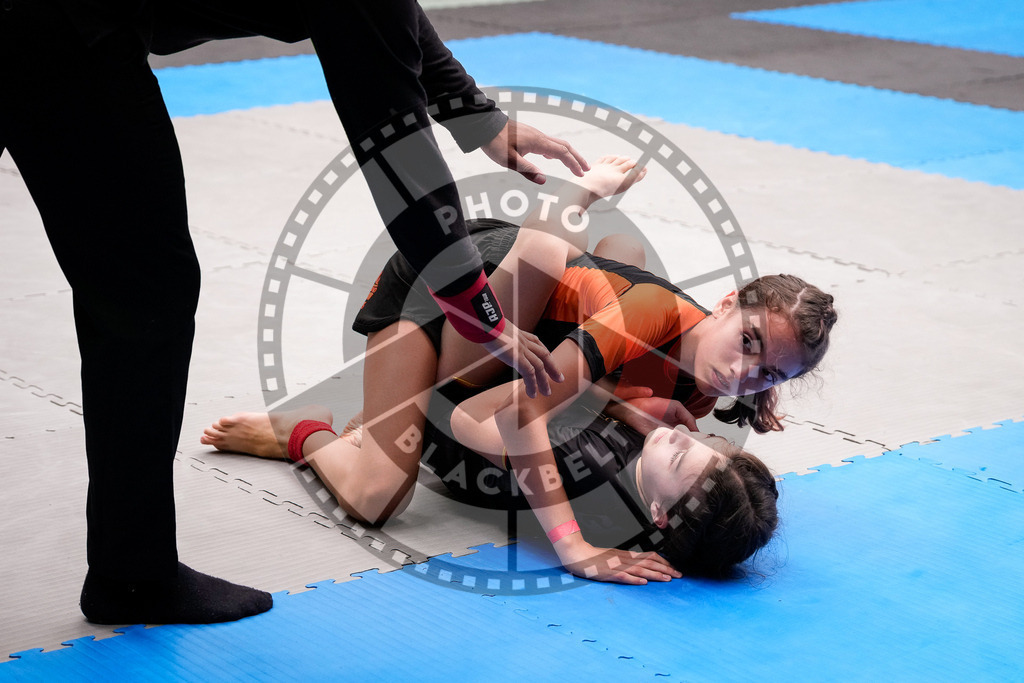 20250920PBB4313 | Athletes compete during the AJP Tour Hamburg International Jiu-Jitsu Championship, on September 20, 2025 in Hamburg, Germany. © Chiara Dazi / photoblackbelt