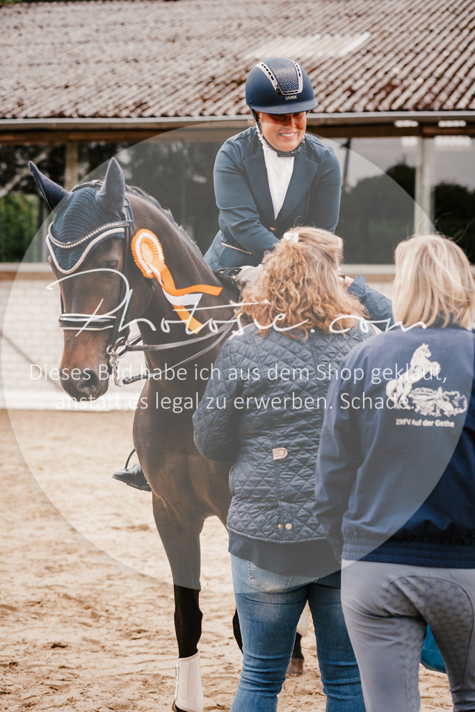 3I6A7836 | Stimmungsvolle Portraits und Reitsportfotografie im Ruhrgebiet und im Münsterland.

Pferdefotografie, Hundefotografie, Tierfotografie, Reportagen, Portraits von Tier und Mensch, Turnierfotografie in Bochum, Recklinghausen, Marl, Haltern am See, Dülmen.. - Realisiert mit Pictrs.com