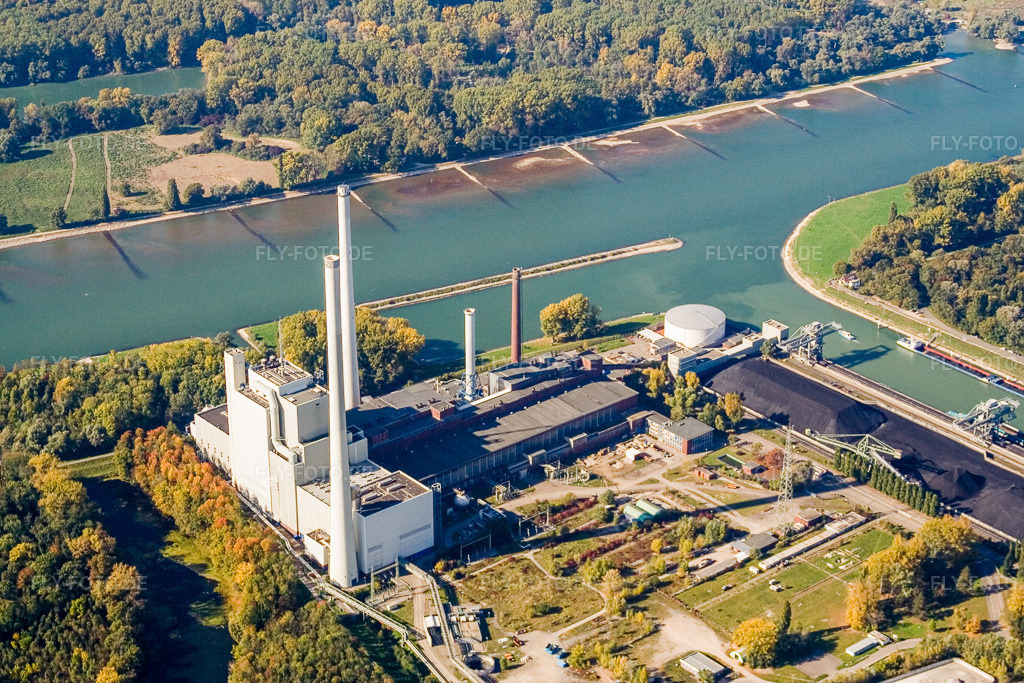 Luftbild: Kraftwerksanlagen des Kohlekraftwerkes der EnBW Energie Baden-Württemberg AG, Rheinhafen-Dampfkraftwerk Karlsruhe im Ortsteil Daxlanden in Karlsruhe im Bundesland Baden-Württemberg in Deutschland. Foto: IMG_8705.jpg vom 14.10.2007 durch Werner Riehm/FLY-FOTO.de