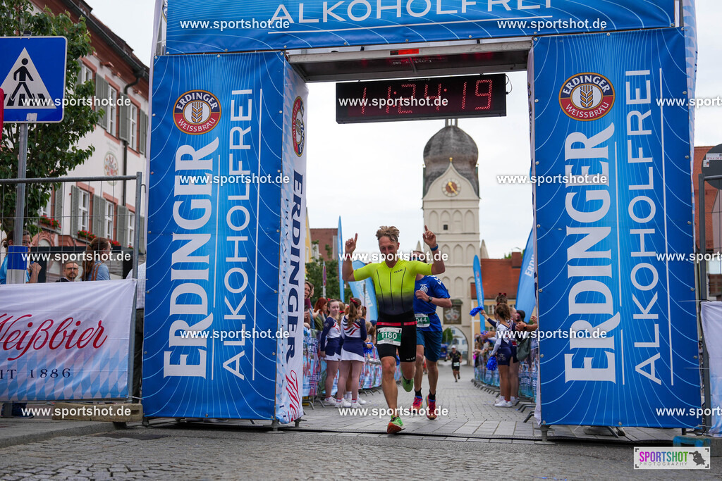 DSC02204 | Stadttriathlon Erding 2025. #yourpictrs #sportshot_your_pictrs @Sportshotphotography #stadttriathlonerding Copyright: www.sportshot.de