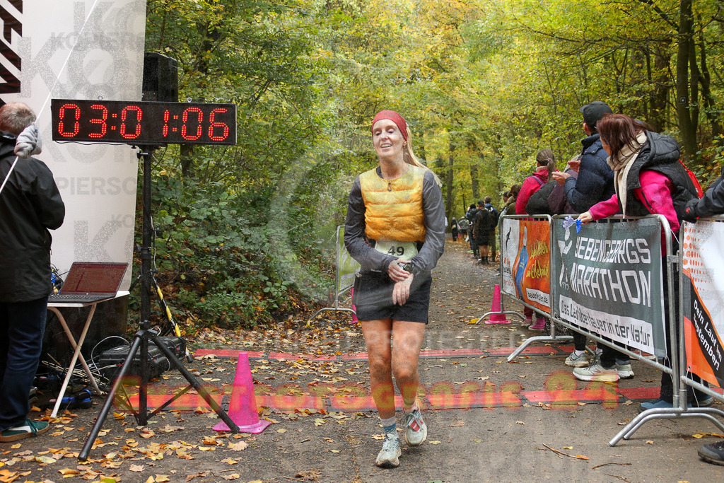 251026_1302_EX1_2320 | Sportfotografie im Rhein-Sieg Kreis, Köln, Bonn, NRW, Rheinland Pfalz, Hessen, etc. Unser Tätigkeitsfeld umfasst den Laufsport vom Volkslauf über den Marathon, Duathlon, Triathon bis zum Ultralauf wie Kölnpfad Ultra oder Schindertrail.