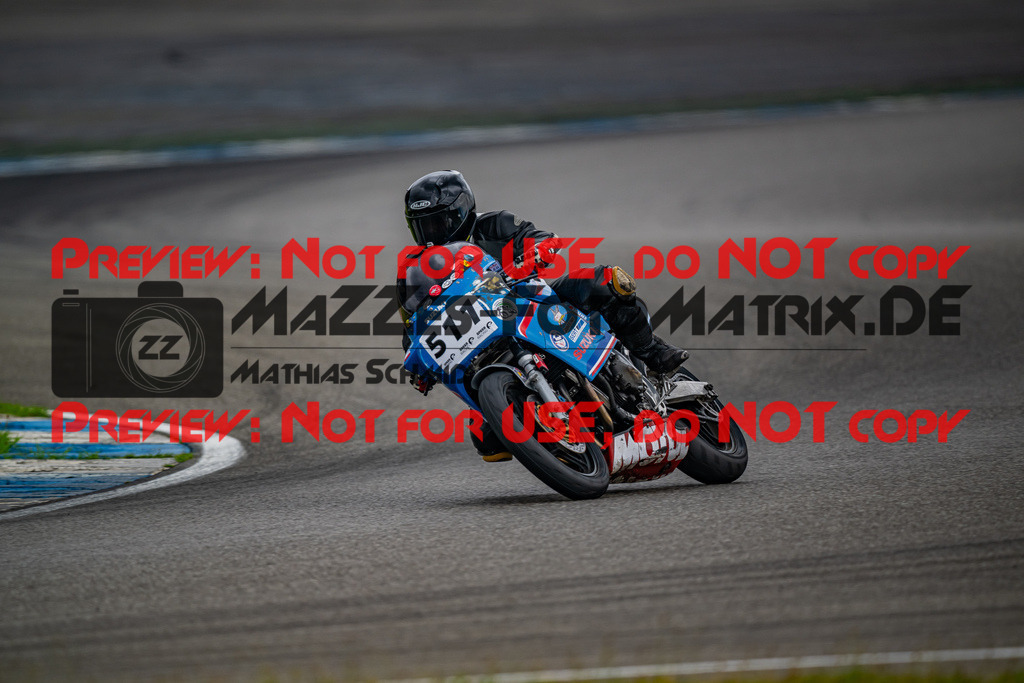 MaZZes_FotoMatrix_240701_6007705_7580 | GELB