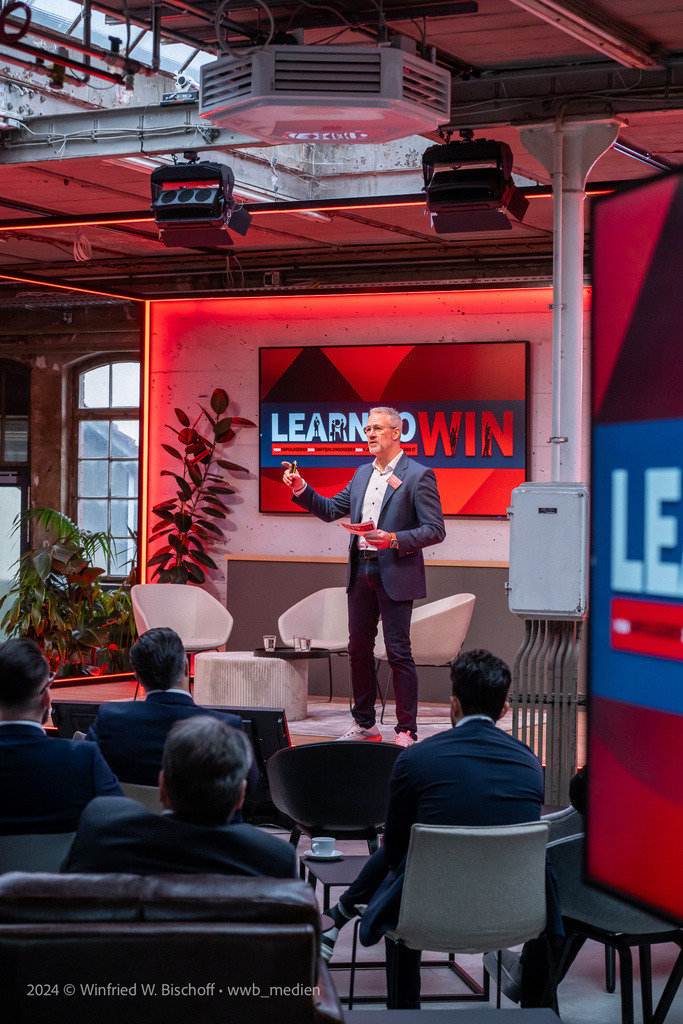 wwb_2110 | <Fotografie> <Video> <Film> <Winfried Bischoff> - Realisiert mit Pictrs.com