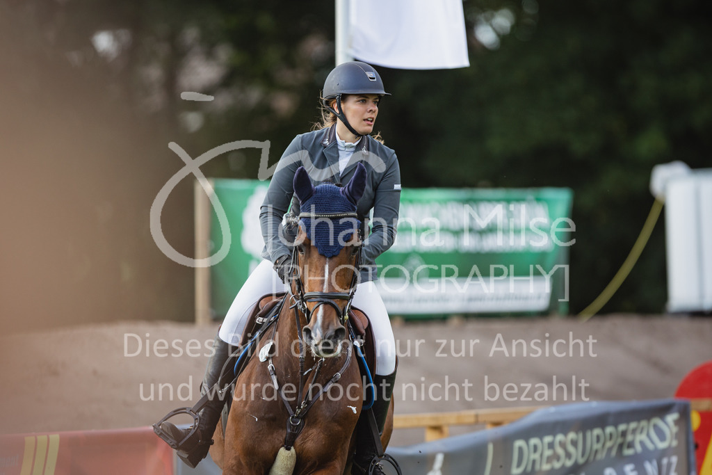 220714_LC_A2-Spr-921 | Deine schönsten Turniermomente als professionelle Fotos! Entdecke hochwertige Pferdesport-Fotografie im Online-Shop. Jetzt Fotos finden & bestellen!