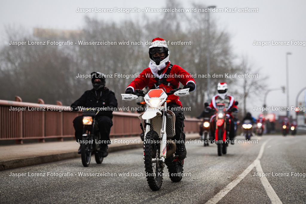 X-Mas Ride I Kiel I 2025 | Jasper Lorenz Fotografie - Realisiert mit Pictrs.com