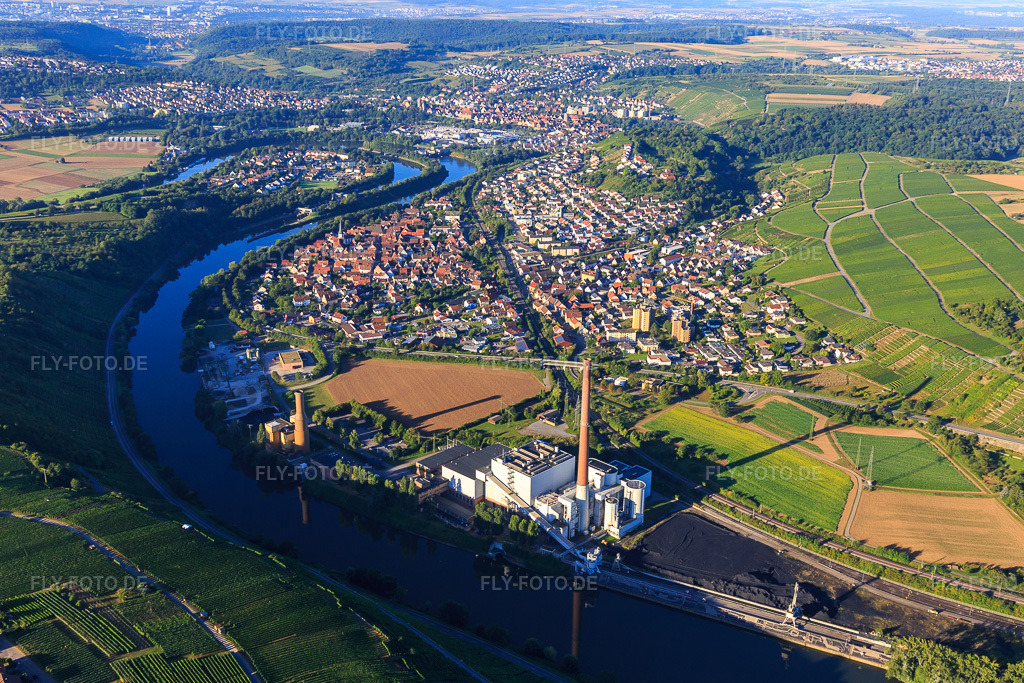 Luftbild: Kraftwerk Walheim (EnBW) am Neckarufer in Walheim im Bundesland Baden-Württemberg in Deutschland. Foto: IMG_093803.jpg vom 23.08.2016 durch Werner Riehm/FLY-FOTO.deWWW.ENBW.COM