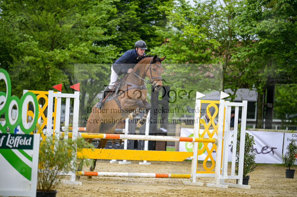 Reitturnier Lienen | Entdecke hochwertige Reitturnierfotos von Foto Oger. Professionell, emotional und authentisch – jetzt Lieblingsmomente im Shop bestellen. - Realisiert mit Pictrs.com