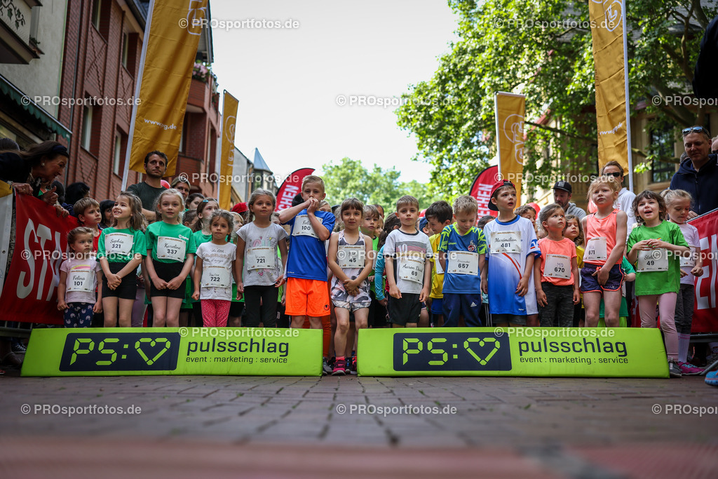 GVG Fruehlingslauf in Frechen, 22.05.2022 | Impressionen vom GVG Fruehlingslauf am 22.05.2022 in Frechen (Nordrhein-Westfalen). Foto: BEAUTIFUL SPORTS/Axel Kohring