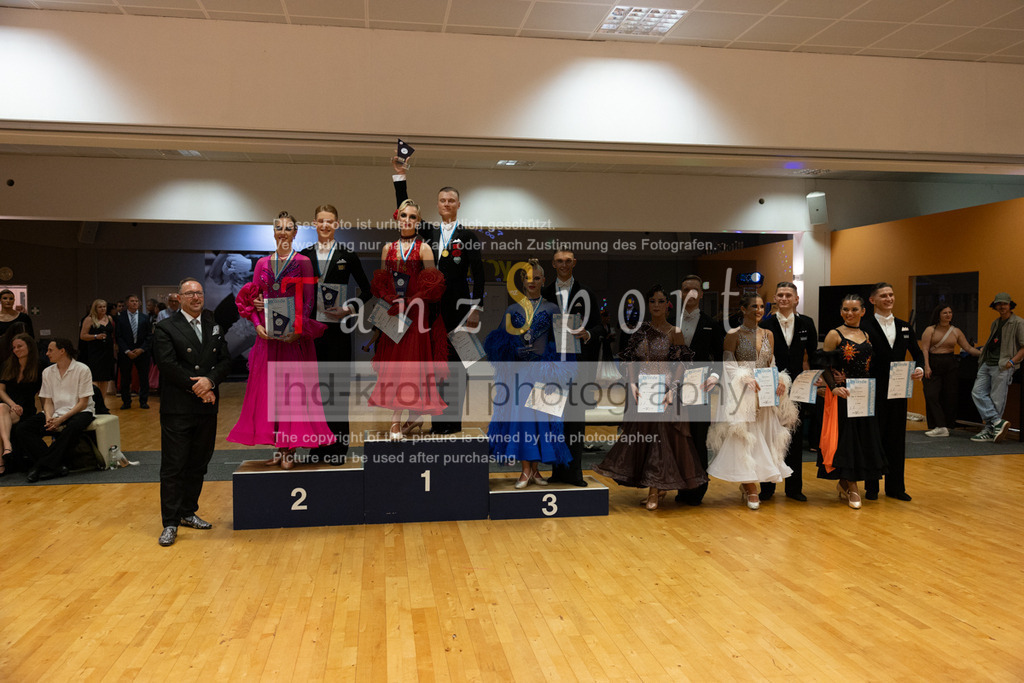20250906_LM_By_HGR-S-Std_7922 | Tanzsportbilder, Standardtanz, Lateintanz, WDSF, DTV, LTVB, dancecomp, goc, hessen tanzt, blaues band der spree, walzer, tango, wiener walzer, slowfox, quickstepp, samba, rumba, cha-cha-cha, paso doble. jive, hd-kroft photography, turniertanzsport