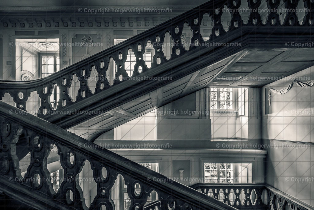 Treppenhaus  | Mainzer Schloss - Realisiert mit Pictrs.com