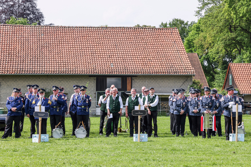 top-top.de 240509-198 | Foto, Video, Fotografie, Videografie, Fotobox, DJ, Discjockey, Musik, Musikbox, Veranstaltung, Photobooth, Amazon, Ebay, Buchtipp, Bestseller, Autor, Verlag, Buch, Wesel, Hamminkeln, NRW, Dinslaken, Rees, Drohne, Hochzeit, Party, Fotobox, Wesel, Fotograf