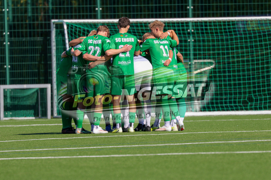 SC Enger - SV Enger-Westerenger | Auf dem Bild zu sehen: grün SC EngerSC Enger, SV Enger-Westerenger, Saison 26/27, Kreisliga A, Enger, Deutschland - Realisiert mit Pictrs.com