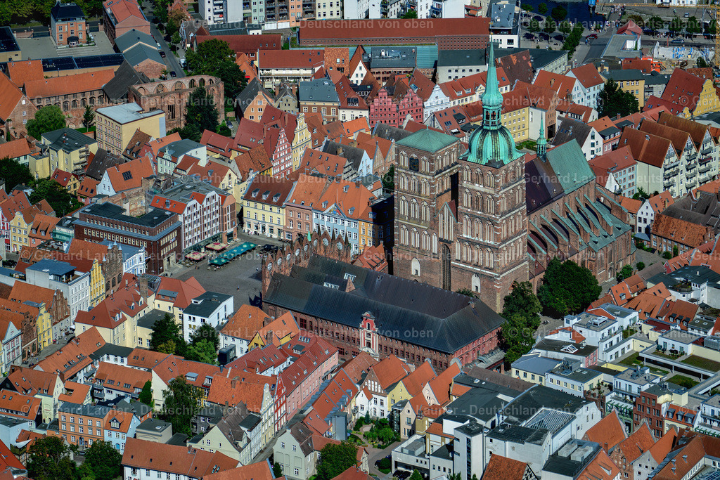 3638156 | STRALSUND 25.08.2016 Kirchengebäude der Sankt Nikolai -Gemeinde im Ortsteil Andershof in Stralsund im Bundesland Mecklenburg-Vorpommern. Weiterführende Informationen bei: Ev. Kirchengemeinde St. Nikolai,  Hansestadt Stralsund. // church building Sankt Nikolai -Gemeinde in the district Andershof in Stralsund in the state Mecklenburg - Western Pomerania. Further information at: Ev. Kirchengemeinde St. Nikolai,  Hansestadt Stralsund. Foto: Gerhard Launer