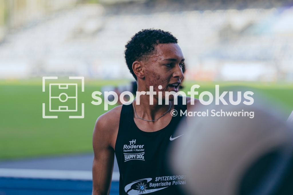 DM U23 U18 Bochum 2026 | Noah Cais (Laufgemeinschaft Wehringen) bei den Deutschen Meisterschaften der U18 &amp; U23 2026 im Lohrheidestadion in Bochum-Wattenscheid. - Realisiert mit Pictrs.com