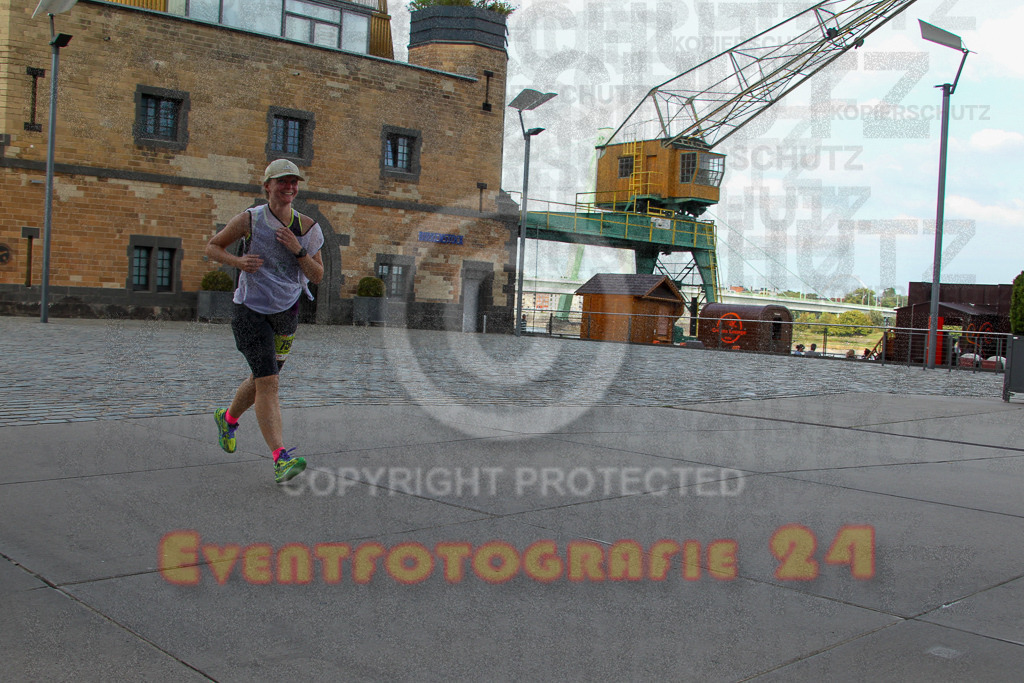 250920_1541_EV4_9447 | Sportfotografie im Rhein-Sieg Kreis, Köln, Bonn, NRW, Rheinland Pfalz, Hessen, etc. Unser Tätigkeitsfeld umfasst den Laufsport vom Volkslauf über den Marathon, Duathlon, Triathon bis zum Ultralauf wie Kölnpfad Ultra oder Schindertrail.