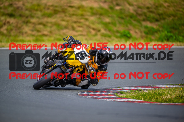 MaZZes_Fotomatrix_20230723_6007705_4465 | TWIN CUP