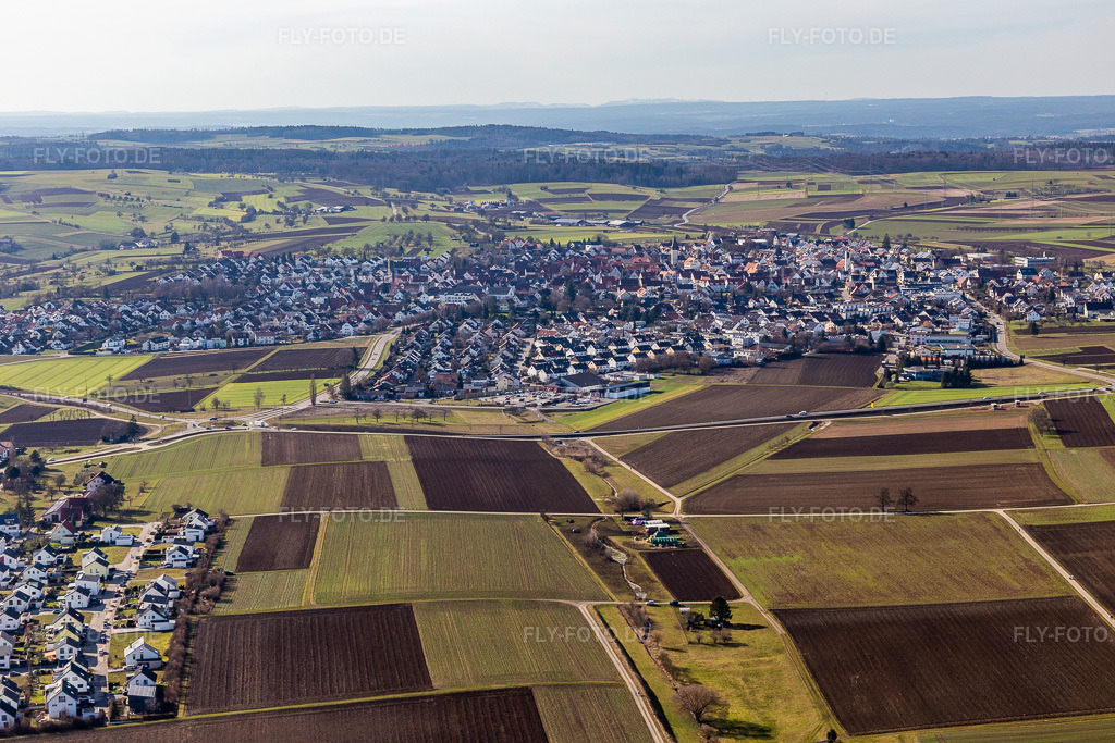 Luftbild: Ortsansicht von Nordwesten im Ortsteil Kuppingen in Herrenberg im Bundesland Baden-Württemberg in Deutschland. Foto: IMG_125178.jpg vom 20.02.2021 durch Werner Riehm/FLY-FOTO.de