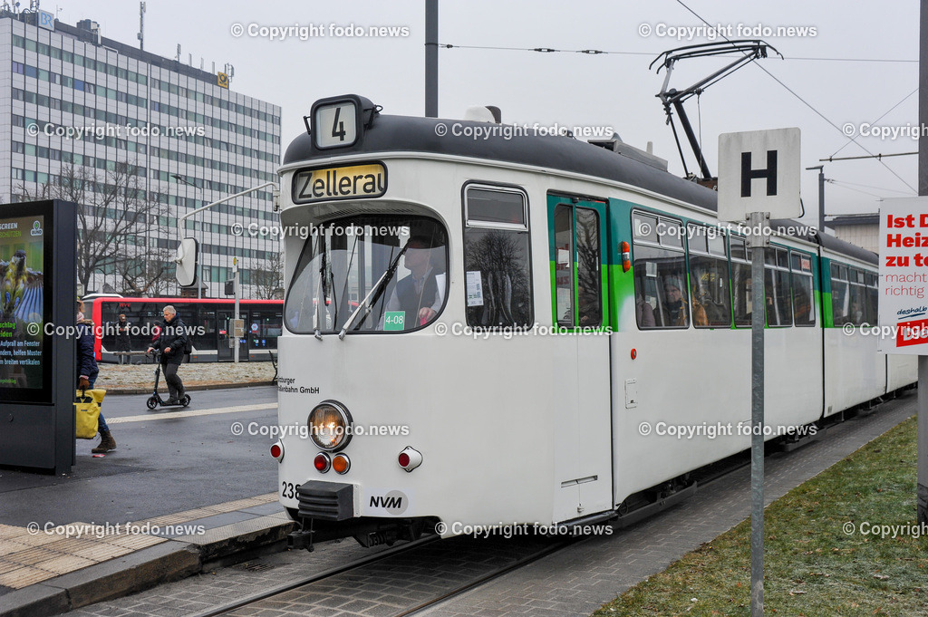 Deutschland_ Bayern_ Wuerzburg_ 23.01.2025-2 | 23.01.2025, Deutschland, GER, Bayern, Wuerzburg im Bild Stadtansichten, Strassenbahn, Bim, Verkehr, oeffentlicher Verkehr, Nahverkehr, Menschen, kreisfreie Stadt in Bayern, Bezirk Unterfranken