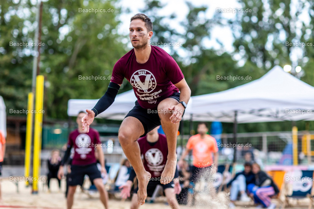 2025-200085542-Strandvölkerball-WM |  24.08.2025; Berlin Foto: Gerold Rebsch - www.beachpics.de