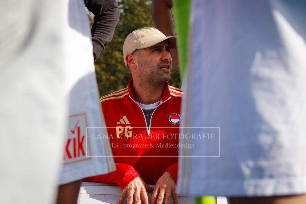 Herren Bundesliga Gladbacher HTC - Rot-Weiß Köln 07.10.23 Gladbach-073 | lanaschraderfotografie - Realisiert mit Pictrs.com