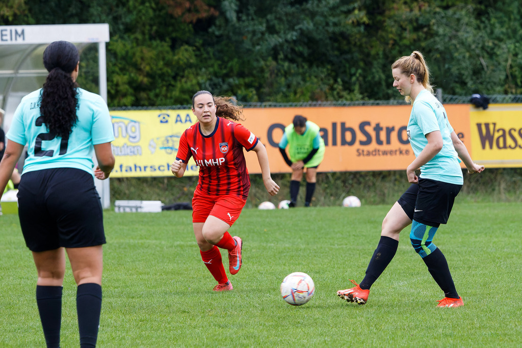 SVWFCH_250927_5382 | Fotopresso – Sportfotografie in Heidenheim & Umgebung. Professionelle Sportfotografie für unvergessliche Momente. Dynamische Action-Shots, emotionale Szenen & hochwertige Bilder. - Realisiert mit Pictrs.com