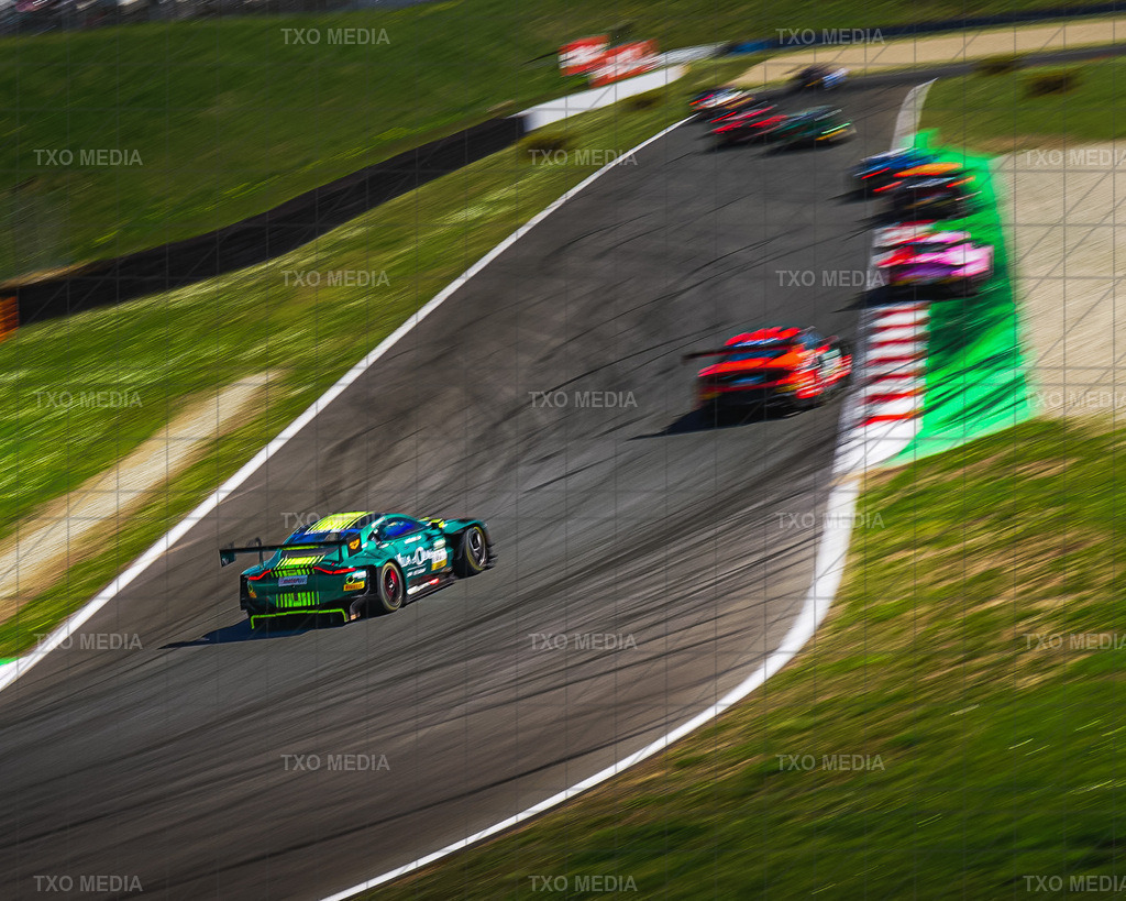 TXM08166 | Exklusive Motorsport-Fotografie aus Leipzig von TXO Media – für Rennfahrer, Teams & Sponsoren. Sausemuth liefert starke Bilder, die Emotion zeigen. Jetzt buchen & glänzen! - Realisiert mit Pictrs.com