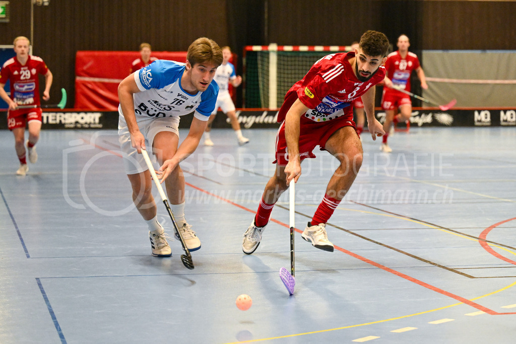 Strängnäs IBK vs FBC Kalmarsund Ungdom - 6. =January= 2024 | Strängnäs IBK vs FBC Kalmarsund Ungdom
Thomas Arena, Strängnäs
William Alvarmo (#76 FBC Kalmarsund Ungdom) against Ahmad Dakhallah (#8 Strängnäs IBK).
Bild: Sportfotografie Markus Aeschimann | www.markus-aeschimann.ch - Realisiert mit Pictrs.com