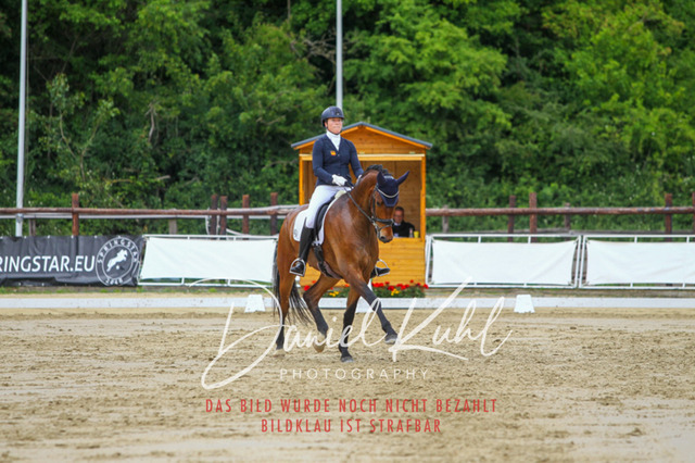 DKP46368 | Turniersportfotografie; Pferdefotografie; Dressurfotografie