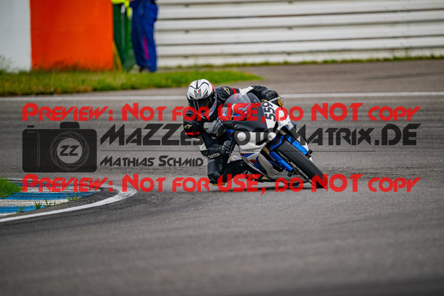 MaZZes_FotoMatrix_240701_6007705_2860 | ROT