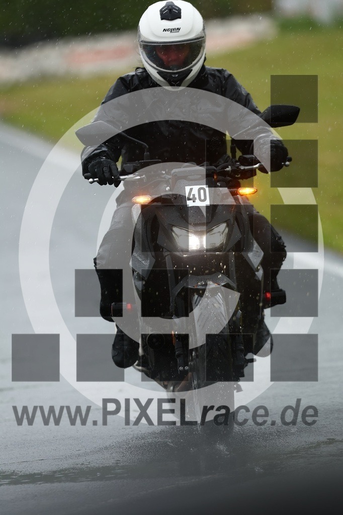 0040-20260512_01666 | Schöne Erinnerungen an spannende Momente - das festzuhalten ist unser Job. PIXELrace.de ist seit 2003 auf den Rennstrecken Europas unterwegs um die Action draußen beim Fahren und die wunderbare Stimmung imm Fahrerlager für euch einzufangen.
