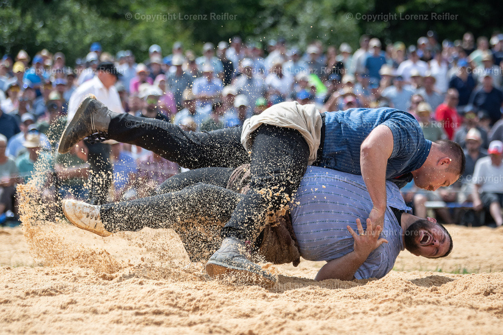Schwingen -  Weissenstein Schwinget 2025 | Weissenstein bei Solothurn, 19.7.25, Schwingen - Weissenstein Schwinget.
