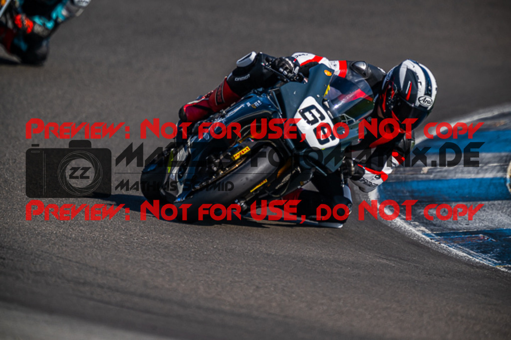 MaZZes_FotoMatrix_220923_2966 | PRO SUPERSTOCK