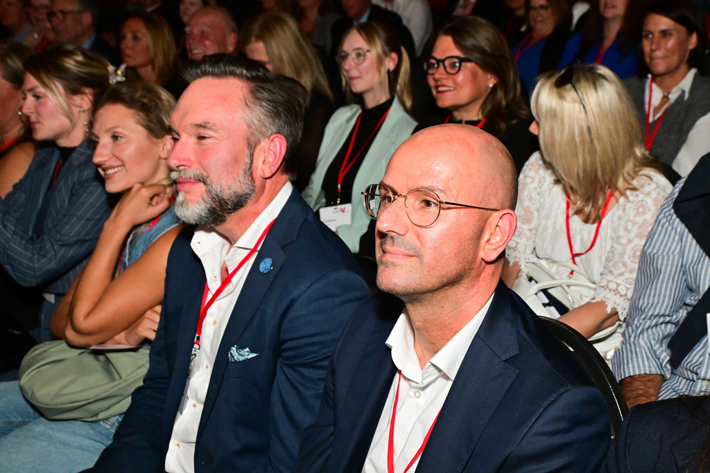 0216Media_V_Award_2025_Foto_Stefan_Wernz | Fotograf Köln - Realisiert mit Pictrs.com