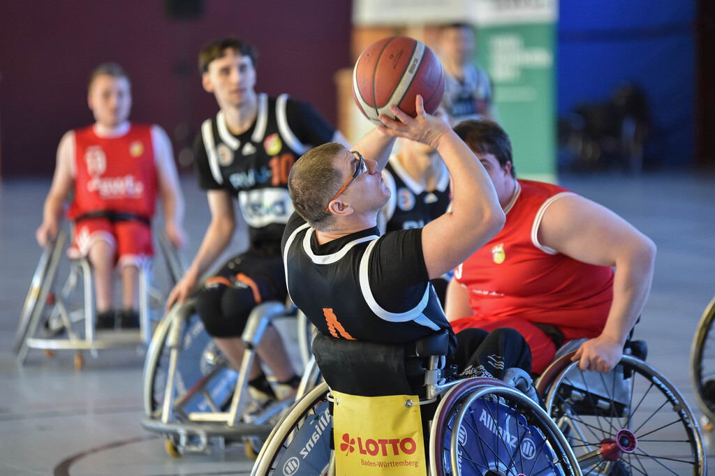 2025-03-09-Ralph_Kunze-0238 | Ralph Kunze - Realisiert mit Pictrs.com