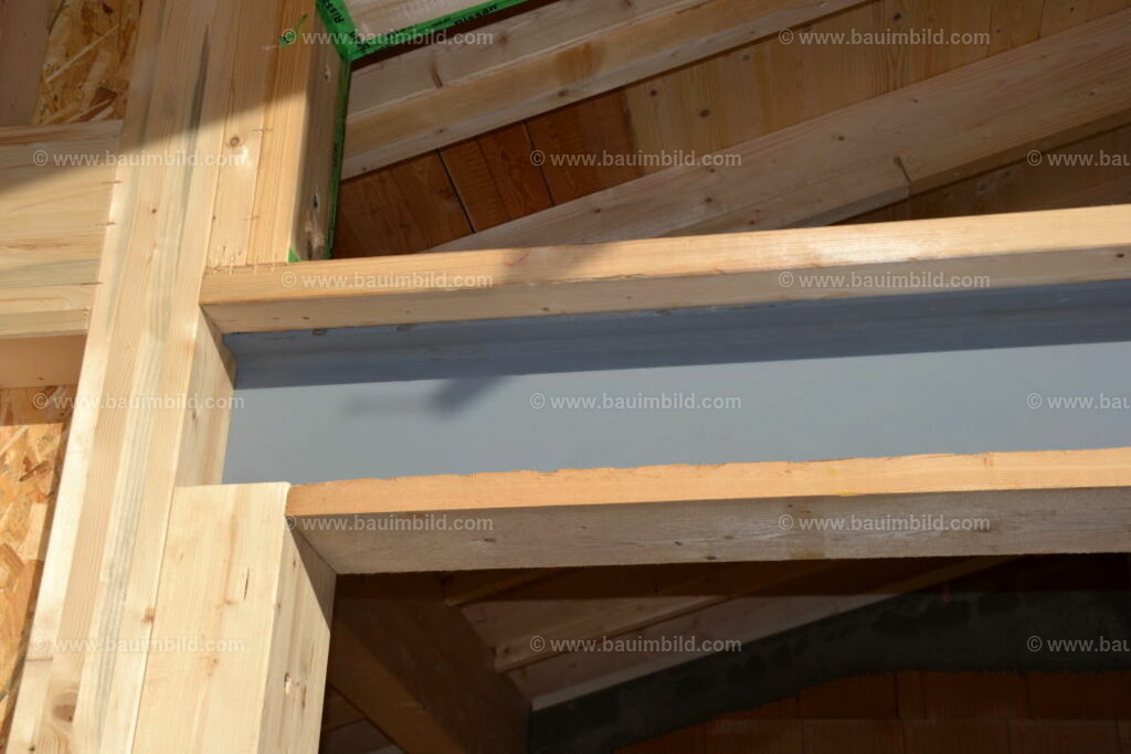 bib-lg09-holzbau-0215 | Nach LV-Leistungsgruppen sortierte Detailfotos über den Bau eines Hauses. Alle Hausbau-Bilder direkt vom Urheber und Autor der Website Haus-Selber-Bauen.com