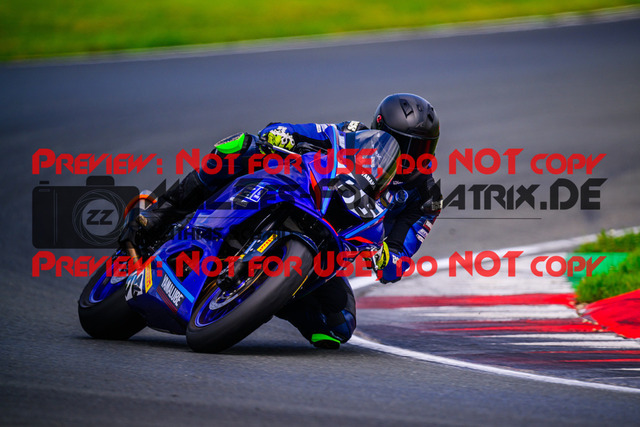 MaZZes_FotoMatrix_240531_6007705_9658 | R7