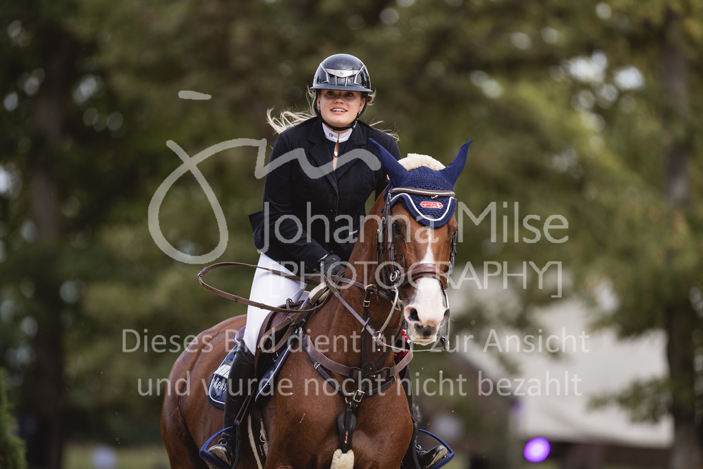 230827_Delbrueck_GrosserPreis-579 | Deine schönsten Turniermomente als professionelle Fotos! Entdecke hochwertige Pferdesport-Fotografie im Online-Shop. Jetzt Fotos finden & bestellen!