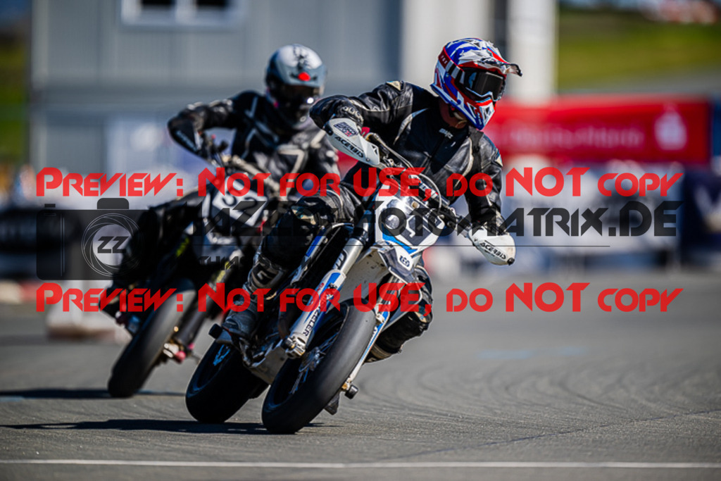 MaZZes_FotoMatrix_220903_1801 | UE40