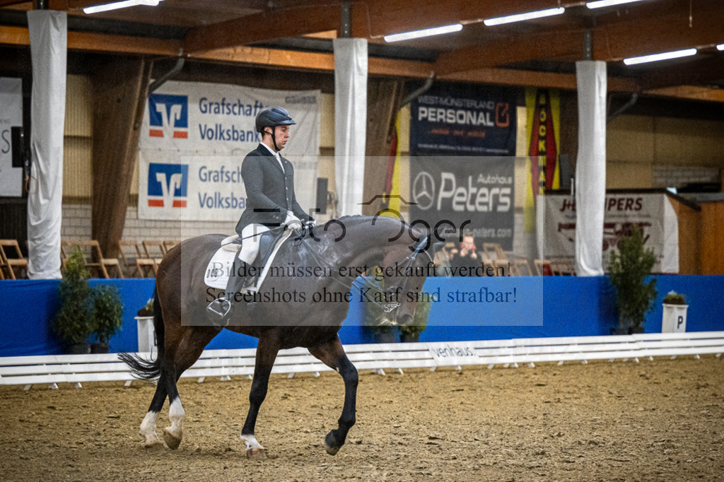 DOS_0856 | Entdecke hochwertige Reitturnierfotos von Foto Oger. Professionell, emotional und authentisch – jetzt Lieblingsmomente im Shop bestellen.Deutschlandweite Turnierfotografie. - Realisiert mit Pictrs.com
