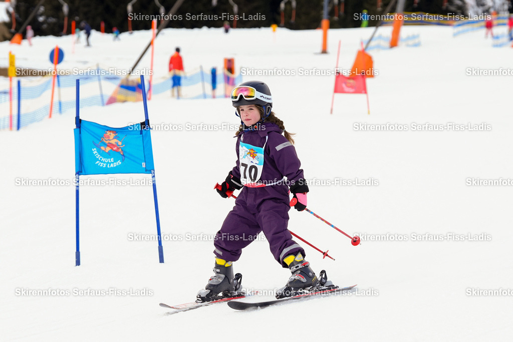 SRF_02.01.2026_0585 | Skirennfotos,Serfaus,Fiss,Ladis,Kinderskirennen,Winter,Tirol,Oberland,skirace,SFL,feelfree,weil wir's genießen,ski,Ski,skifahren,Sonnenplateau, - Realisiert mit Pictrs.com