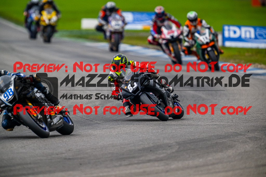 MaZZes_FotoMatrix_220925_0185 | PRO SUPERSTOCK