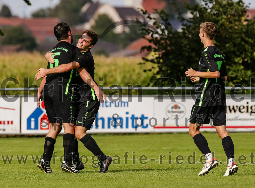 2023-09-17_052_SpVgg_Neuching_gegen_FC_Langenpreising | Neuching, Deutschland, 17.09.2023:
Fußball, A-Klasse 2023 / 2024, 7. Spieltag, SpVgg Neuching gegen SpVgg Langenpreising, Endergebnis: 5:1

Jubel nach dem 3:1 durch Johannes Lanzl (SpVgg Neuching, #2), Deniz Coskun (SpVgg Neuching, #6), Sven Wagner (SpVgg Neuching, #7)

Foto: Christian Riedel / fotografie-riedel.net