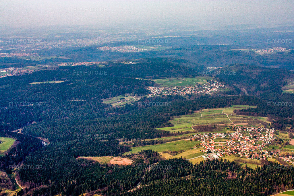 Luftbild: Ortsansicht aus Süden im Ortsteil Schwarzenberg in Schömberg im Bundesland Baden-Württemberg in Deutschland. Foto: IMG_17660.jpg vom 12.04.2009 durch Werner Riehm/FLY-FOTO.de