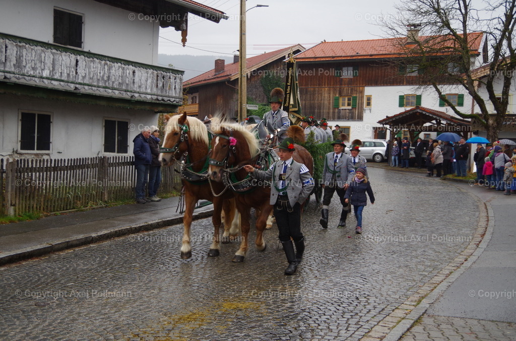 IMGP9223 | fotografiert von Axel PollmannLeonhardi Wallfahrt Benediktbeuern und Murnau, Fronleichnam, Fasching, Landschaft im Loisachtal und Benediktbeuern  - Realisiert mit Pictrs.com