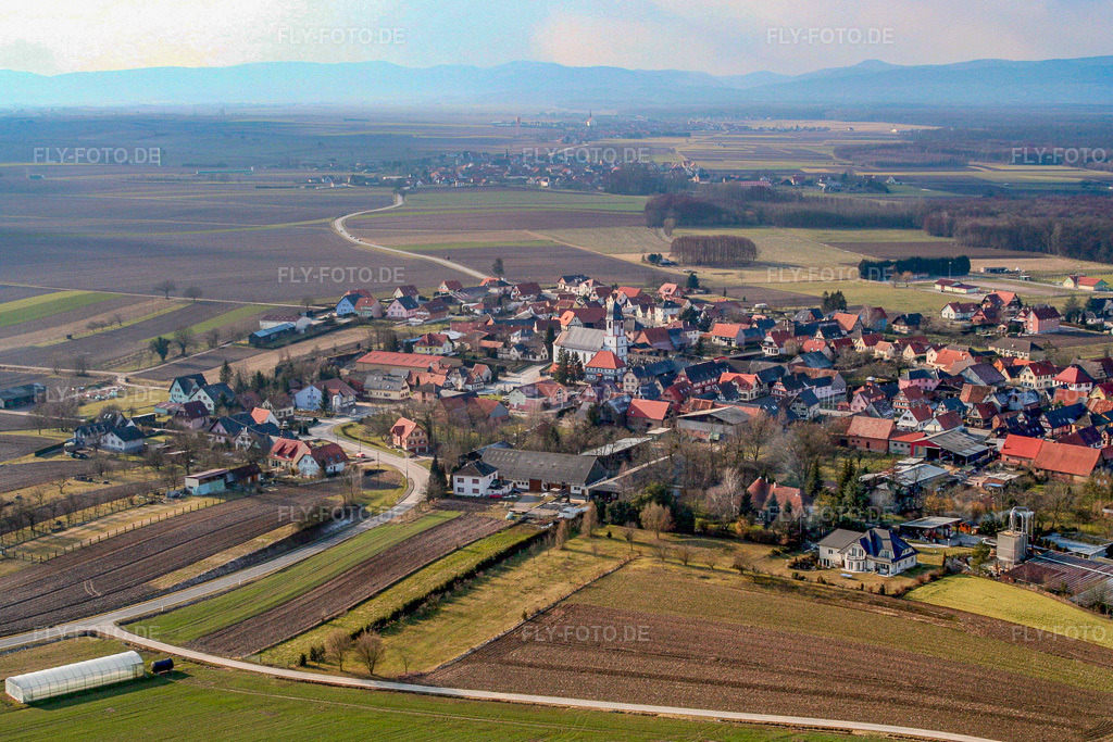 Luftbild: Rte de Néewiller in Niederlauterbach im Bundesland Bas-Rhin in Frankreich. – Foto: IMG_1174.jpg vom 12.03.2006 durch Werner Riehm/FLY-FOTO.de – Auflösung des Originals: 3456 x 2304 px